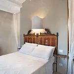 Donna Malena, - Con Piscina Privata Villa