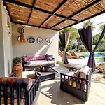 Donna Malena, - Con Piscina Privata Villa