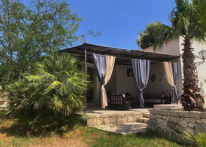 Donna Malena, - Con Piscina Privata Villa